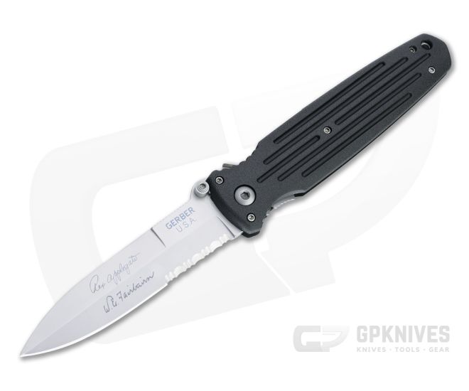 Gerber ApplegateFairbairn Combat Folder Blasted 420HC Black GFN Liner