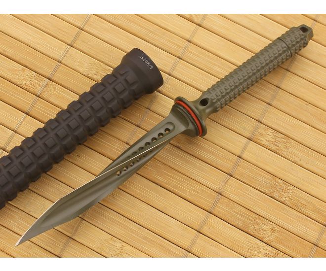 Microtech Knives Mini Jagdkommando 1051 ODM Olive Drab TriEdged Dagger