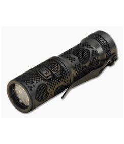 CWF Arcadian Robot Heart Engraved Black TRD Triple Emitter Quantum Dragon Titanium Flashlight (4500K) - CWF-082 1