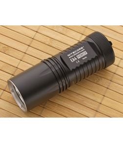 NiteCore EA4 860 Lumen Compact LED Flashlight - NC-EA4 1