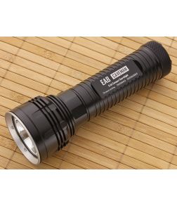 NiteCore EA8 Caveman 900 Lumen LED Flashlight - NC-EA8 1