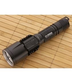 NiteCore P25 Smilodon 960 Lumen LED Rechargeable Light - NC-P25 1