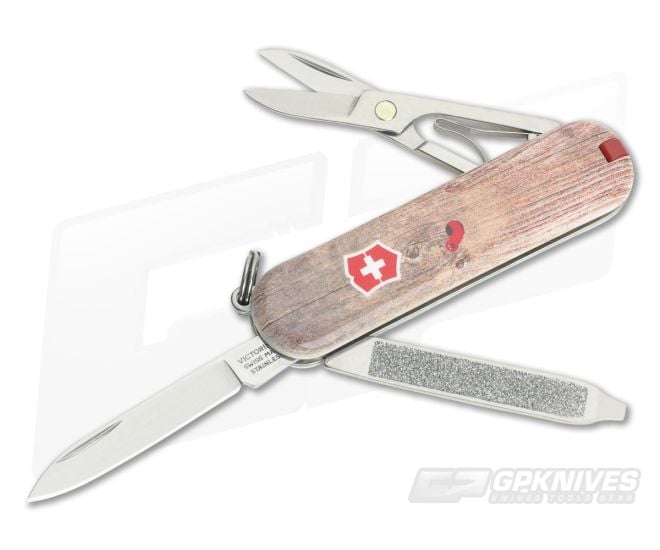 Victorinox Classic SD Wormwood Swiss Army Knife Limited 2017 0.6223.L1706US2 - VN-0.6223.L1706US2