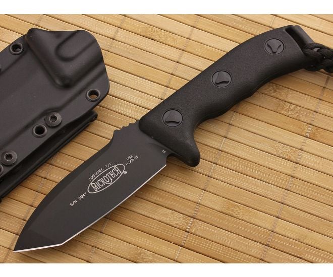 Microtech Currahee Black Tanto Plain Edge - MT-103-1BL