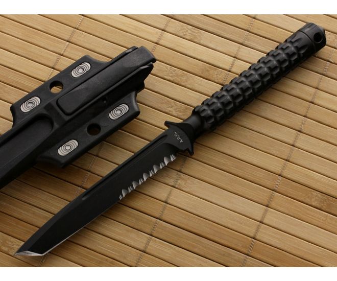 Microtech ADO Tanto Black Serrated - MT-117-2