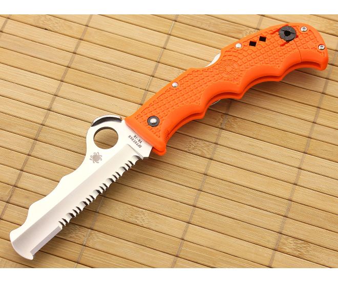 Spyderco Assist Orange FRN Combination Edge - SP-C79PSOR